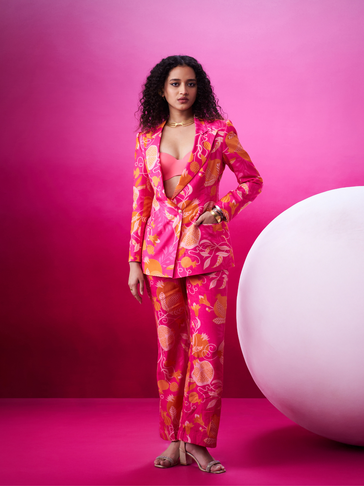 Kiara - Anaar Blazer Set