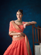 Sunehri lehenga set