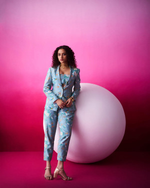Avian Bloom Blazer Pants Set