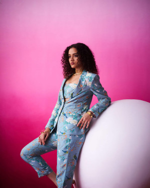 Avian Bloom Blazer Pants Set